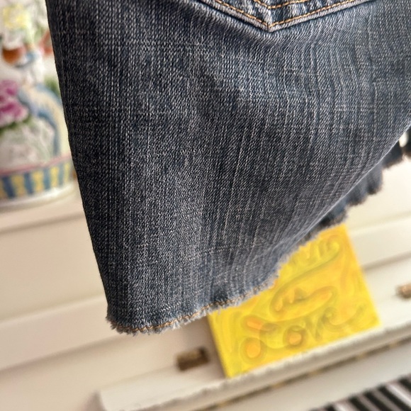 Volcom Blue Jean Shorts with Distressed Hem size 1 - Picture 15 of 16